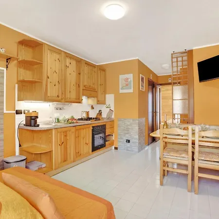 Apartment Station - Happy *